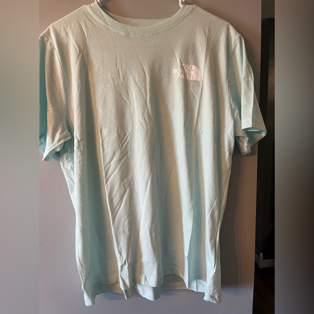 New North Face T shirt